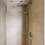 Rantum Dorf - Ferienappartments Im Reetdachhaus 1& 2