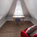 Rantum Dorf - Ferienappartments Im Reetdachhaus 1& 2 *