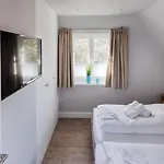 Rantum Dorf - Ferienappartments Im Reetdachhaus 1& 2 Διαμέρισμα *
