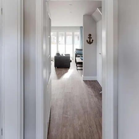 Rantum Dorf - Ferienappartments Im Reetdachhaus 1& 2