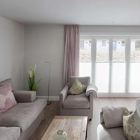 Rantum Dorf - Ferienappartments Im Reetdachhaus 1& 2 公寓