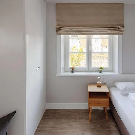 Апартаменты Rantum Dorf - Ferienappartments Im Reetdachhaus 1& 2