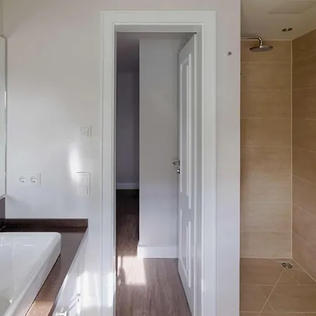 Rantum Dorf - Ferienappartments Im Reetdachhaus 1& 2 * Sylt