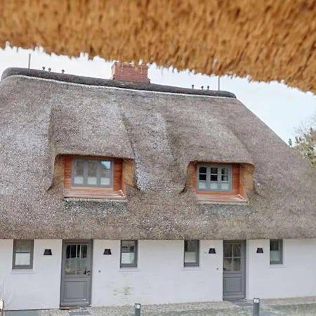Apartment Rantum Dorf - Ferienappartments Im Reetdachhaus 1& 2